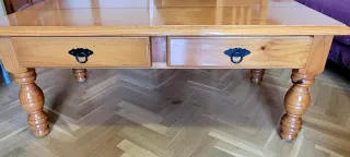 Mesa de centro de madera