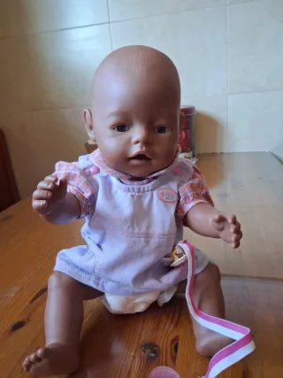 Muñeca Baby Born Mulata con Chupete