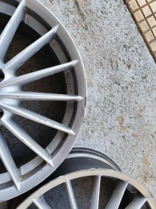 Llantas Renault 18