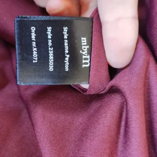 Vestido encaje morado mbym talla XL