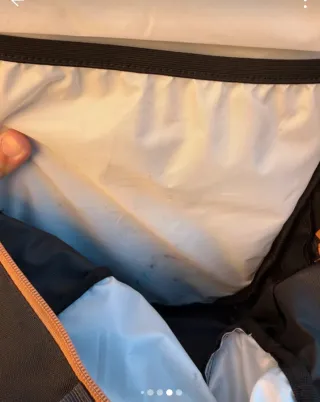 Mochila Quechua 20L Negra y Marrón