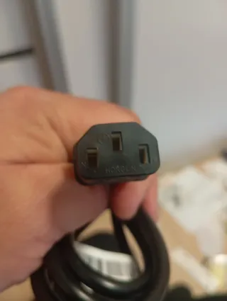 Cable alimentación PC/TV/Monitor