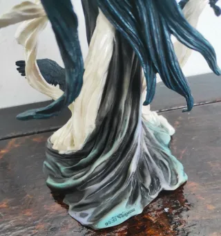 Statua Faery of Ravens Nene Thomas