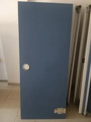 Sedia per ufficio/accademia, tavoli, lavagna interattiva