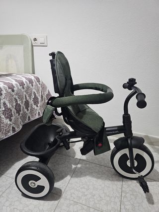 Triciclo Kinderkraft AVEO Verde