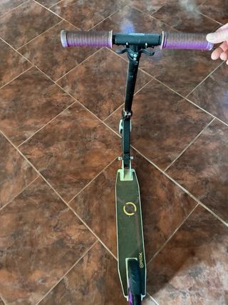 Patinete infantil morado