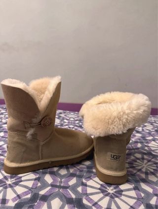 Botas estilo UGG Beige Talla 40