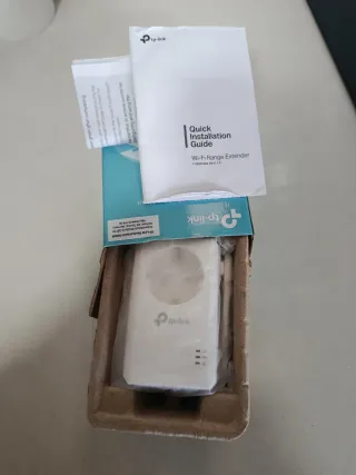 TP-Link 300Mbps Wi-Fi Range Extender AC