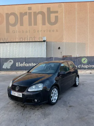Volkswagen Golf 2004