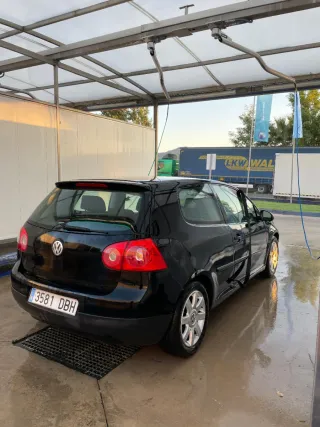 Volkswagen Golf 2004