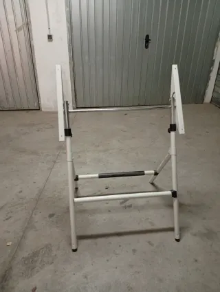 Mesa de arquitectura plegable