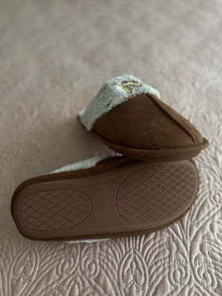 Zapatillas UGG Marrones y Beige Talla 38-39