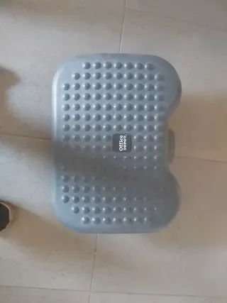 Reposapiés Office Depot Gris