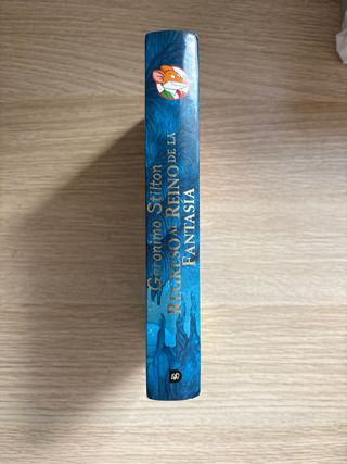 Regreso al Reino de la Fantasía: ¡Libro con olo...