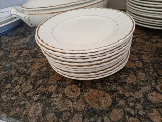 Vajilla Vintage Porcelana con Líneas Oro