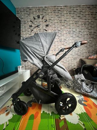 Carro de bebé y accesorios