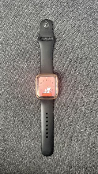Apple Watch Series 4 40mm Aluminio y Cerámica