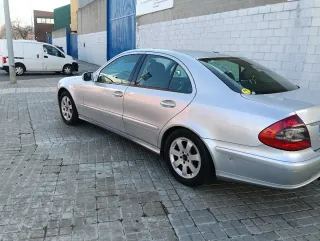 Mercedes-Benz Clase E 2006