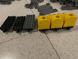 Lego Duplo Treni - Pista Ferrovia e Locomotori