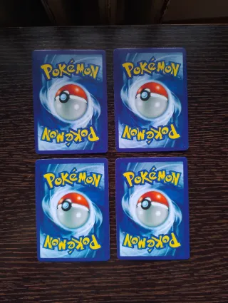 Cartas Pokémon Sylveon y Umbreon VMAX/V