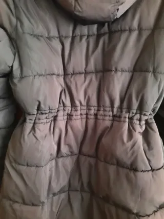 Abrigo acolchado mujer negro