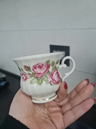 Tazza Royal con Rose Rosa