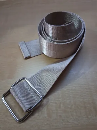 Cinturón textil dorado 110 cm