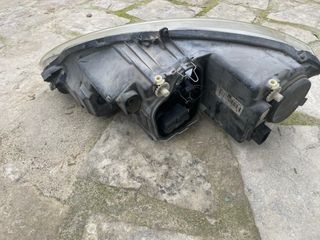 Faro SEAT Leon Derecho