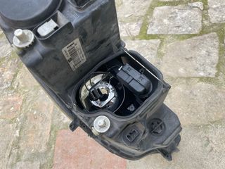 Faro SEAT Leon Derecho