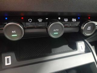 Citroën C4 PureTech 130 S&S EAT8 Plus