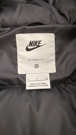 Chaqueta Nike Windrunner PrimaLoft Parka Negra