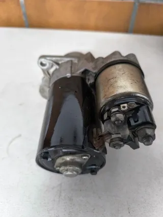 Motor de arranque Opel Corsa D 1.2