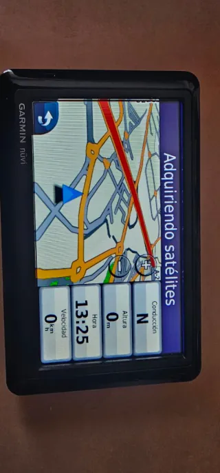 GPS Garmin con cargador de coche