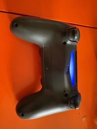 PS4 Slim 1TB + Mando + Red Dead Redemption 2