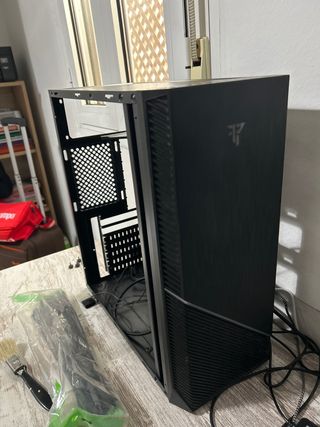 Caja PC Tempest Negra