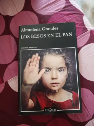 Los besos en el pan (Spanish Edition)