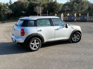 MINI Countryman 2011