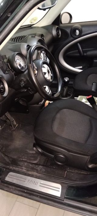 MINI Countryman 2011