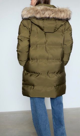 Abrigo acolchado verde oliva