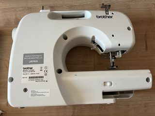 Máquina de coser Brother CX70PE
