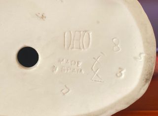 Figura Nao Lladró: Mujer con Cántaro