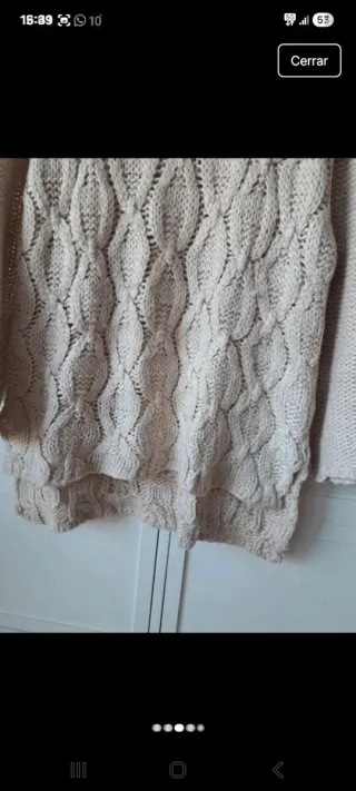 Jersey de ochos beige cuello alto