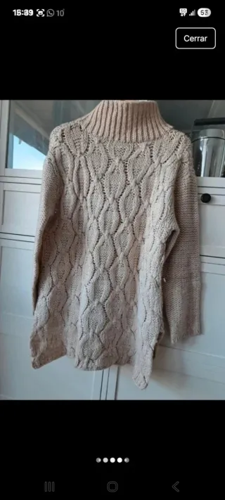 Jersey de ochos beige cuello alto