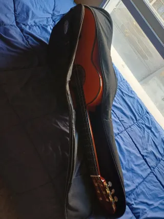 Guitarra Clásica Alhambra 4F Nueva