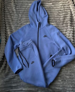 Conjunto Nike Tech Fleece Azul