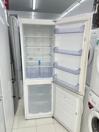 Nevera UDACHi Combi Blanca