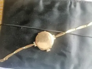 Pulsera Reloj Oro y Rubíes