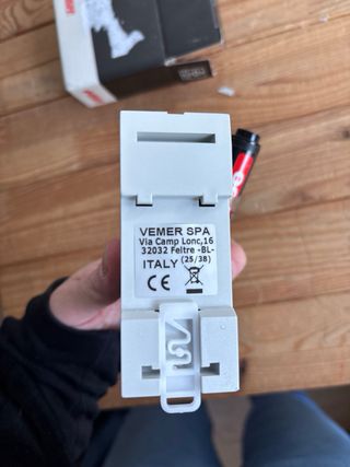 VEMER VN313300 TMD 15/24 Transformador 15VA