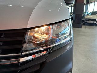 Volkswagen Transporter 2.0TDI 110CV COMBI L2