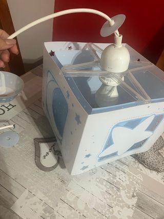 Lámpara infantil Luna y estrellas